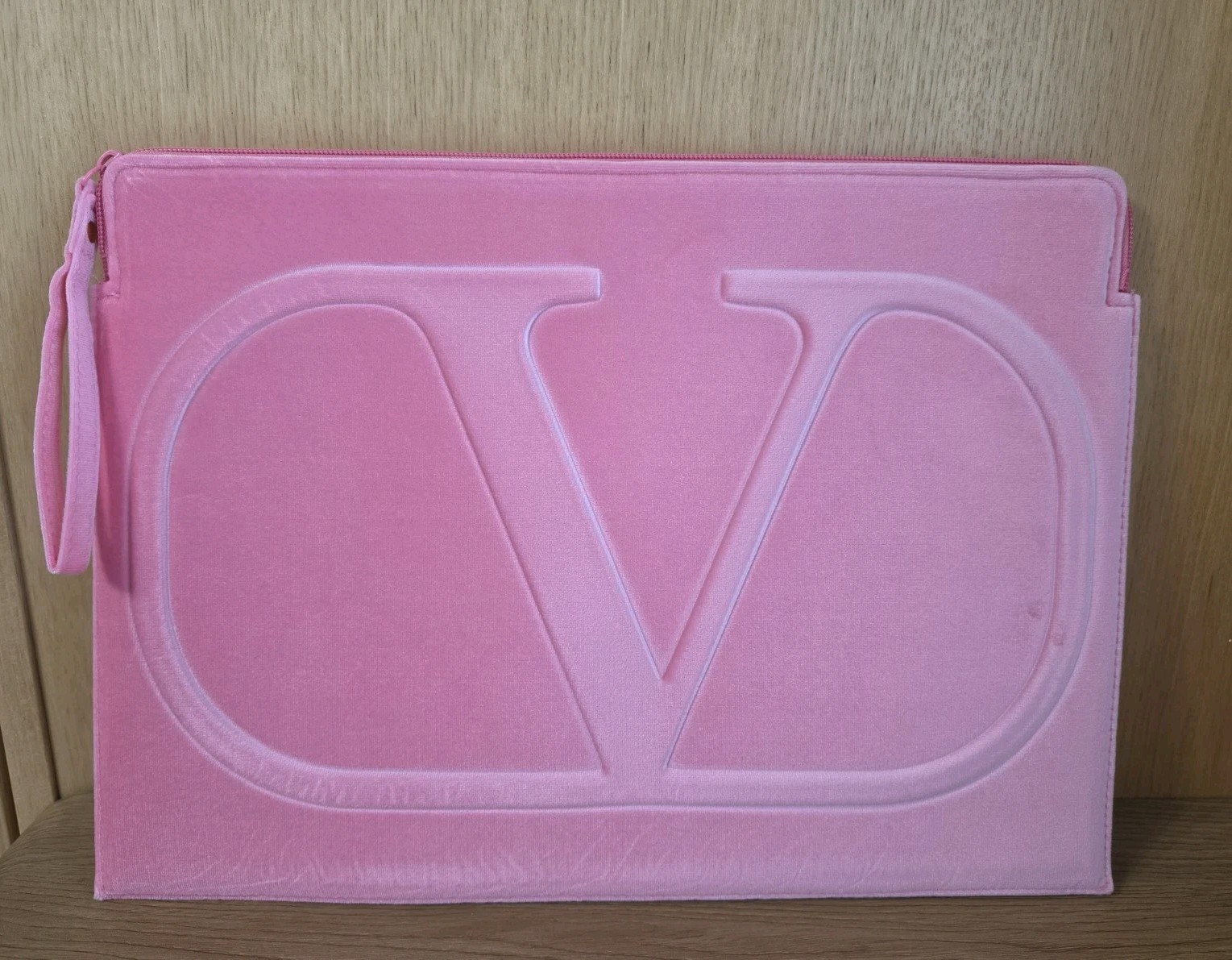 Valentino Eau De Perfume Bubble Gum Pink Velvet Laptop Case 15"x10.5"  BRAND-NEW