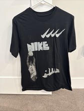 Nike Men’s Tshirt Black Basketball Player On Front 