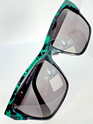 Bucci Sunglasses Aristocat Black and emerald green graphic made in Austria 50-14