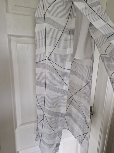 River Island White And Grey Double Layer Long Chiffon Top Size 6 - Picture 3 of 6