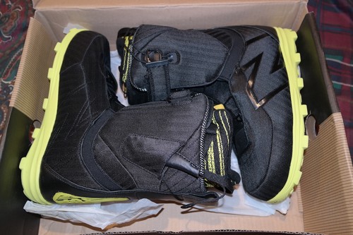 686 new balance snowboard boots size 10 