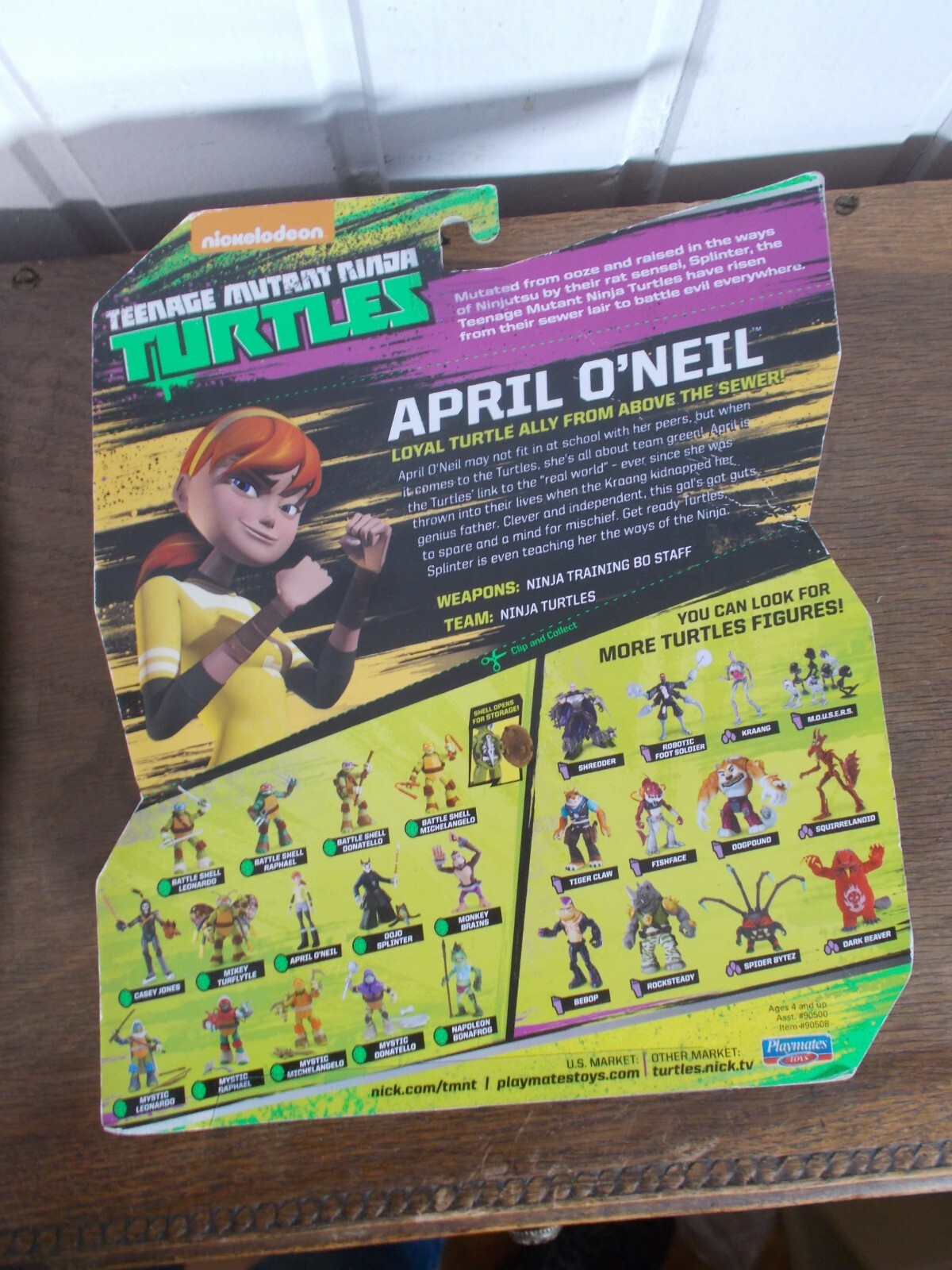Figurine April O’Neil 2016 pour décorer une vitrine de passionné TMNT - 3