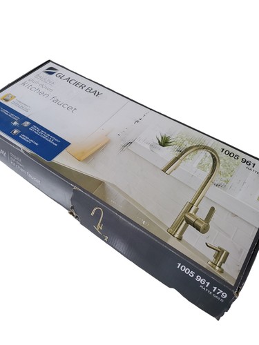 Glacier Bay Paulina Single Handle Pull Down Sprayer Kitchen Faucet Matte Gold - Picture 2 of 11