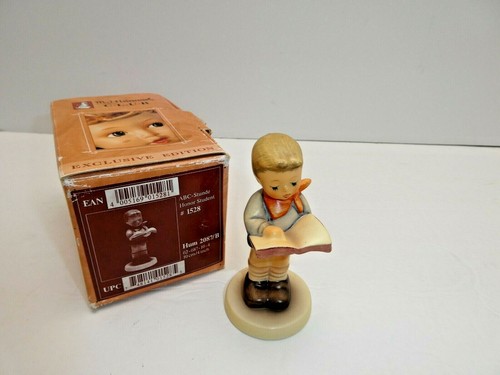 Estatuilla Goebel Hummel Honor Student 2087/8 4" Alemania Club 2000/2001 sin usar y en caja - Imagen 2 de 8