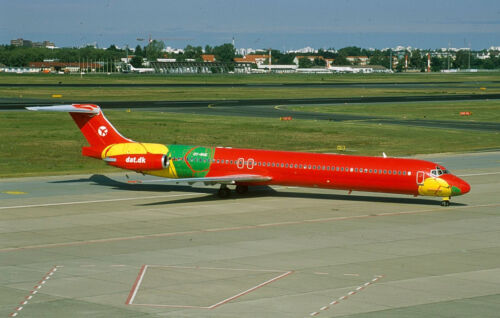 AIRCRAFT SLIDE / DAY MD83 OY-RUE DAT basic FIFA cs - Picture 1 of 1