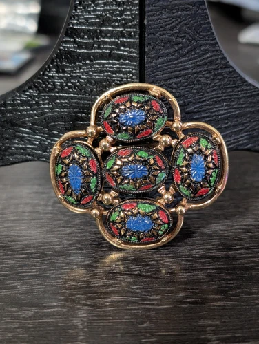 VTG Sarah Coventry Molded Glass Brooch Light of The East Mosaic Look Gold Tone