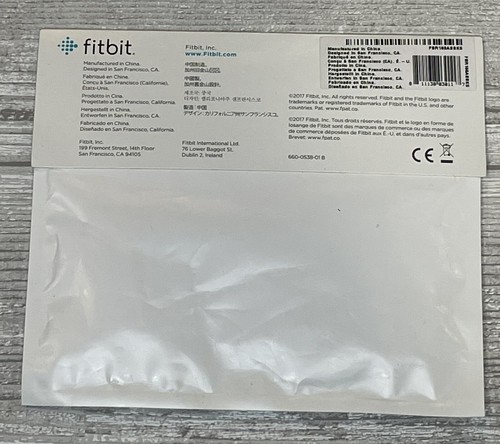 FitBit Versa Classic Band Replacement Band - Size Small/Petite - Black - New - Picture 2 of 6