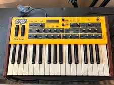 Dave Smith Instruments Mopho Analog Synthesizer Monophonic Keyboard