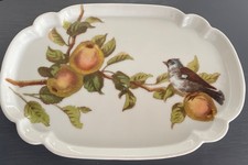 A. Lanternier Limoges France Vassoio da toeletta in porcellana, uccellino con frutta 1890