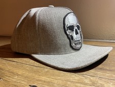 Mens Baseball Cap Adjustable SnapBack Skull Logo Gray One Size A2