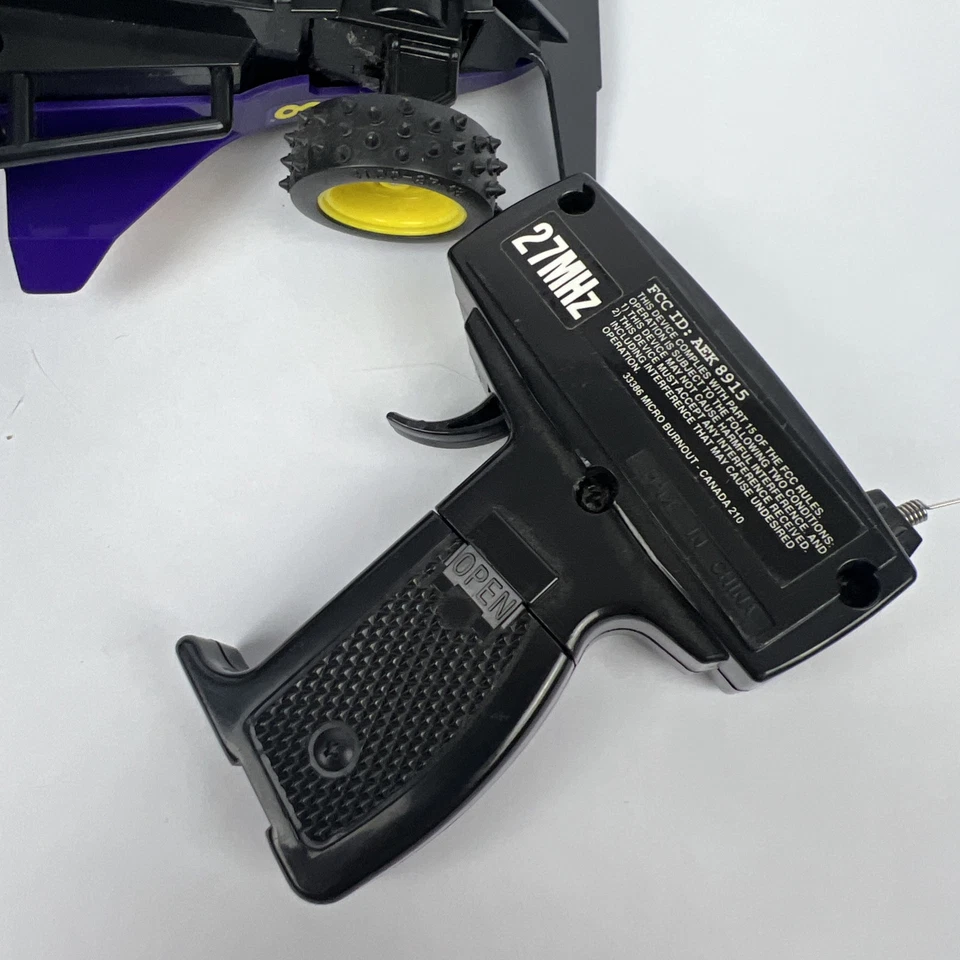 Tyco Micro Burnout RC púrpura con control remoto Foto 4 de 4