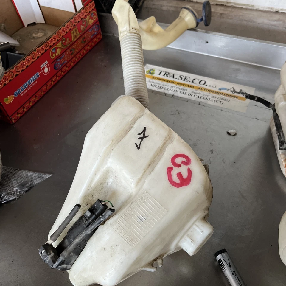 Vaschetta Acqua Tergicristalli Citroen C3 2005 - Immagine 2 di 2