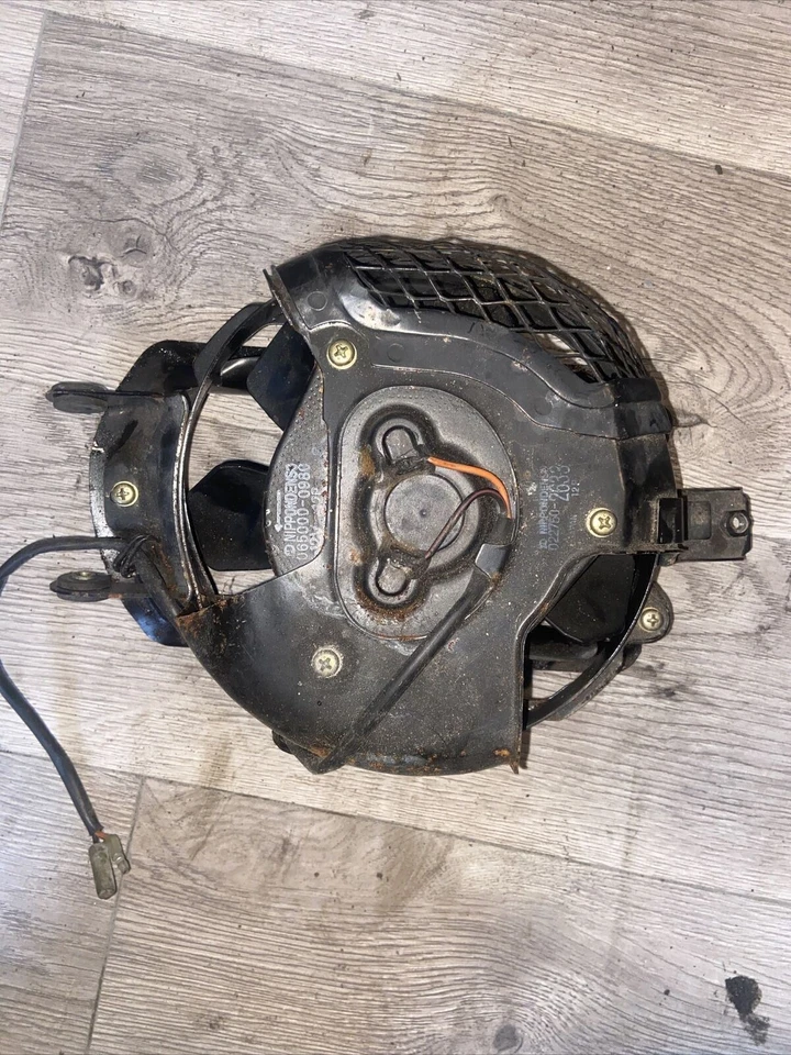 Suzuki Intruder VS800 1995 Radiator Cooling Fan Assembly OEM 17800-38A03 - Image 3 of 4