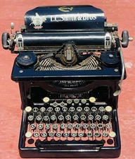 Rare American Typewriter. L. C. Smith & Brothers With Cyrillic Keys.￼489935-8