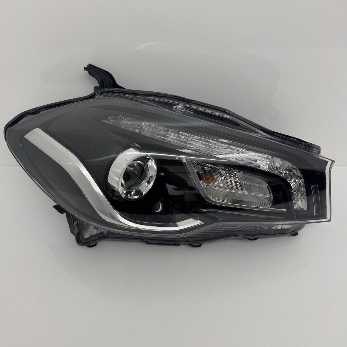 スズキ　SX4 Ｓクロス　 後期　左ヘッドライト／ランプLED SUZUKI S-CROSS SX4 2016-21 FRONT RIGHT DRIVER SIDE LED HEADLIGHT