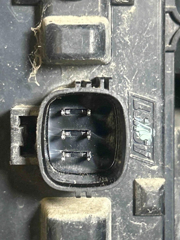 Fits 2008-2012 Jeep Liberty Left Taillight Assembly OEM:55157347AC - Изображение 4 из 4