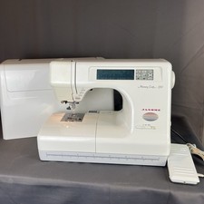 Janome Memory Craft 5700 Sewing Machine W/ Power Cord, Pedal Lid Accessory Works