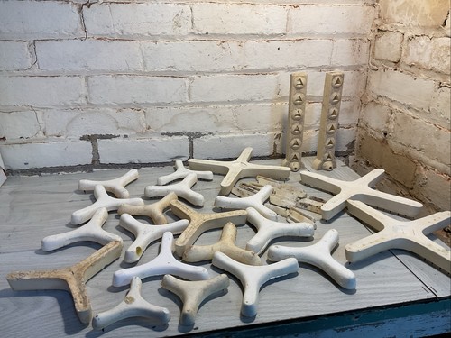 Approx 40 Ceramic kiln stilts, pottery ceramics, kiln stilt Various Sizes Lot3