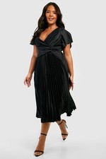 Boohoo Plus Pleated Twist Angel Sleeve Midi Dress Size 22