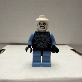 LEGO Batman Mr. Freeze Minifigure 76000 Arctic Batman vs. Mr. Freeze