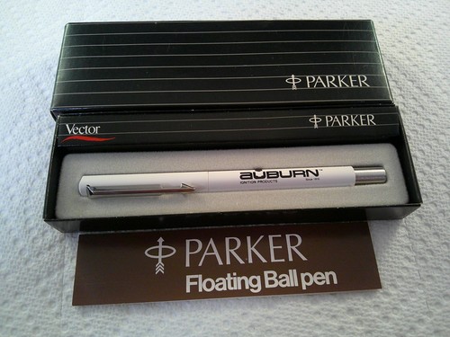 Parker Vector White with Chrome Trim Rollerball Pen AUBURN IGNITION PRODUCTS