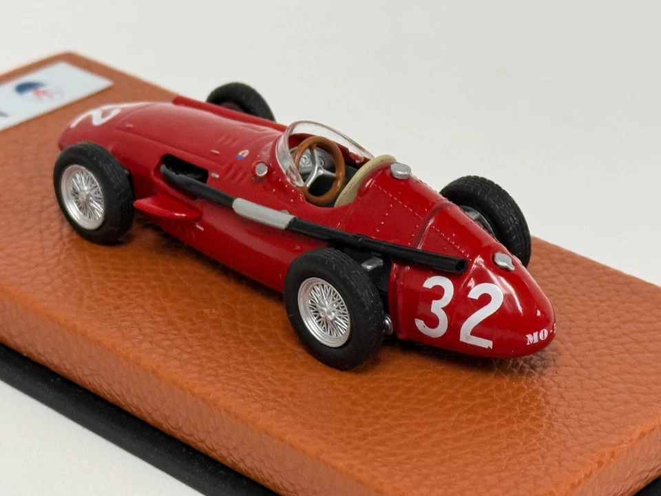 1/43 Maserati 250 de 1957 Temporada de Juan Manuel Fangio Base Cuero JPN100 Foto 2 de 4