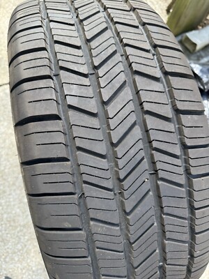 Goodyear Eagle LS-2 275/55R20 Tire
