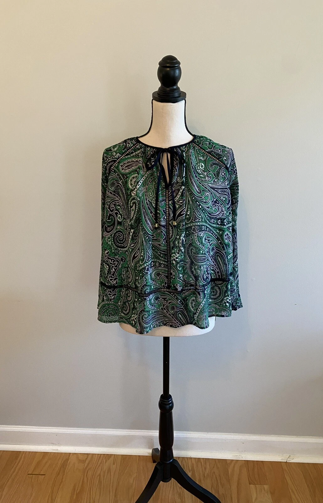 Cravatta trasparente con collo donna Michael Kors stampa paisley verde stampa in pizzo taglia XS