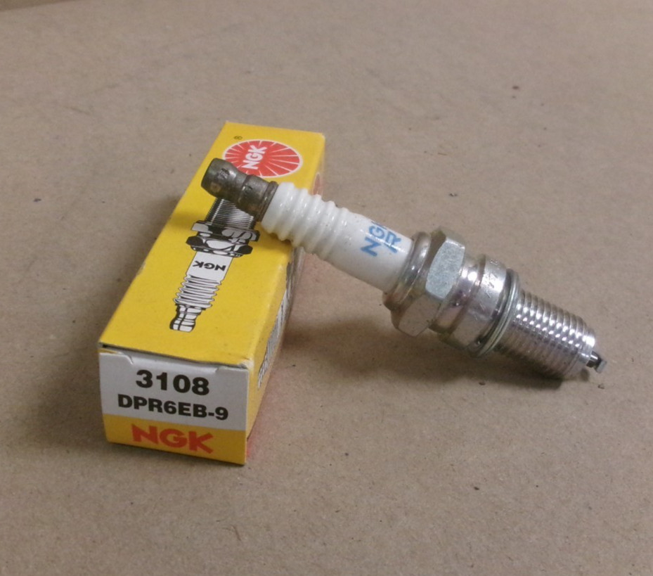 New NGK 3108  DPR6EB-9 Spark Plug