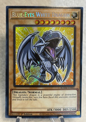 Blue-Eyes White Dragon BLMM-EN001 1st Edition Secret Rare Battles of Legend: Monster Mayhem
