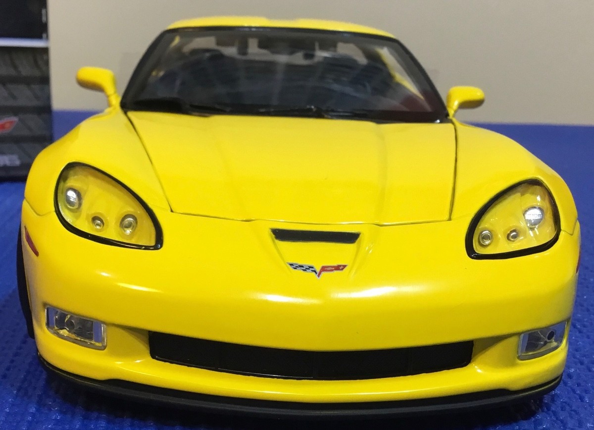 1/18 Hot Wheels Corvette C6 Z06 - Yellow | eBay
