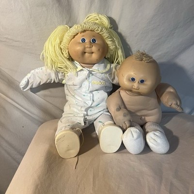 Brother & Sister Pair 1982 Cabbage Patch Dolls Brother and Sister Xavier Roberts
