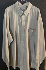 VanHeusen Men's Button Up Long Sleeve Size XL Shirt