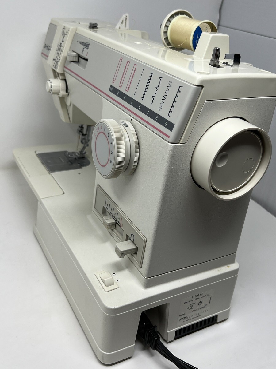 Singer Model 9005 8-Pattern Domestic Sewing Machine w/ Pedal Singer Model 9005 8-Pattern Domestic Sewing Machine w/ Pedal