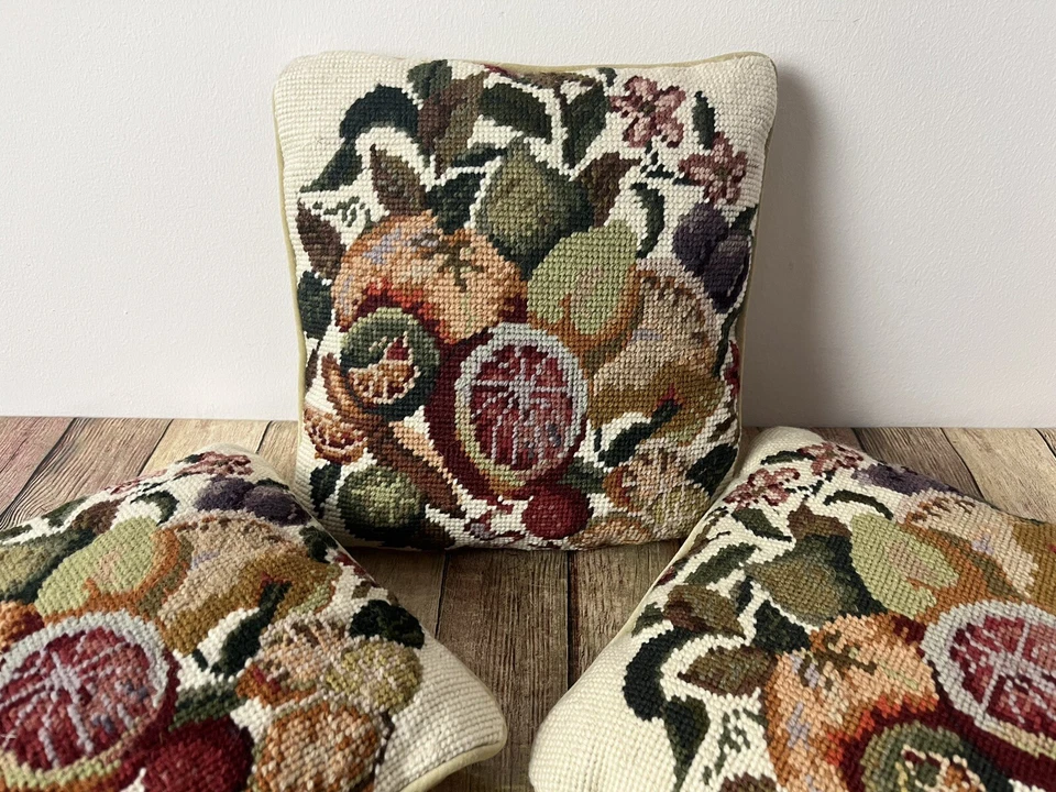 Juego de 3 almohadas de punta de aguja de diseño de frutas vintage 100 % lana con respaldo de terciopelo Foto 3 de 4