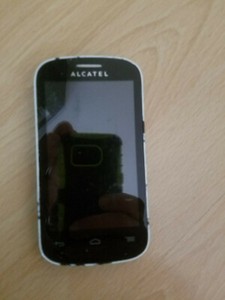 Alcatel ONE TOUCH 4033D  DEFEKT Bastler Ersatzteile