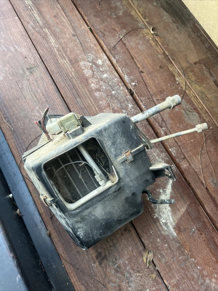 Caja carcasa núcleo evaporador CA de fábrica camioneta Datsun Nissan 720 80-86 Foto 4 de 4