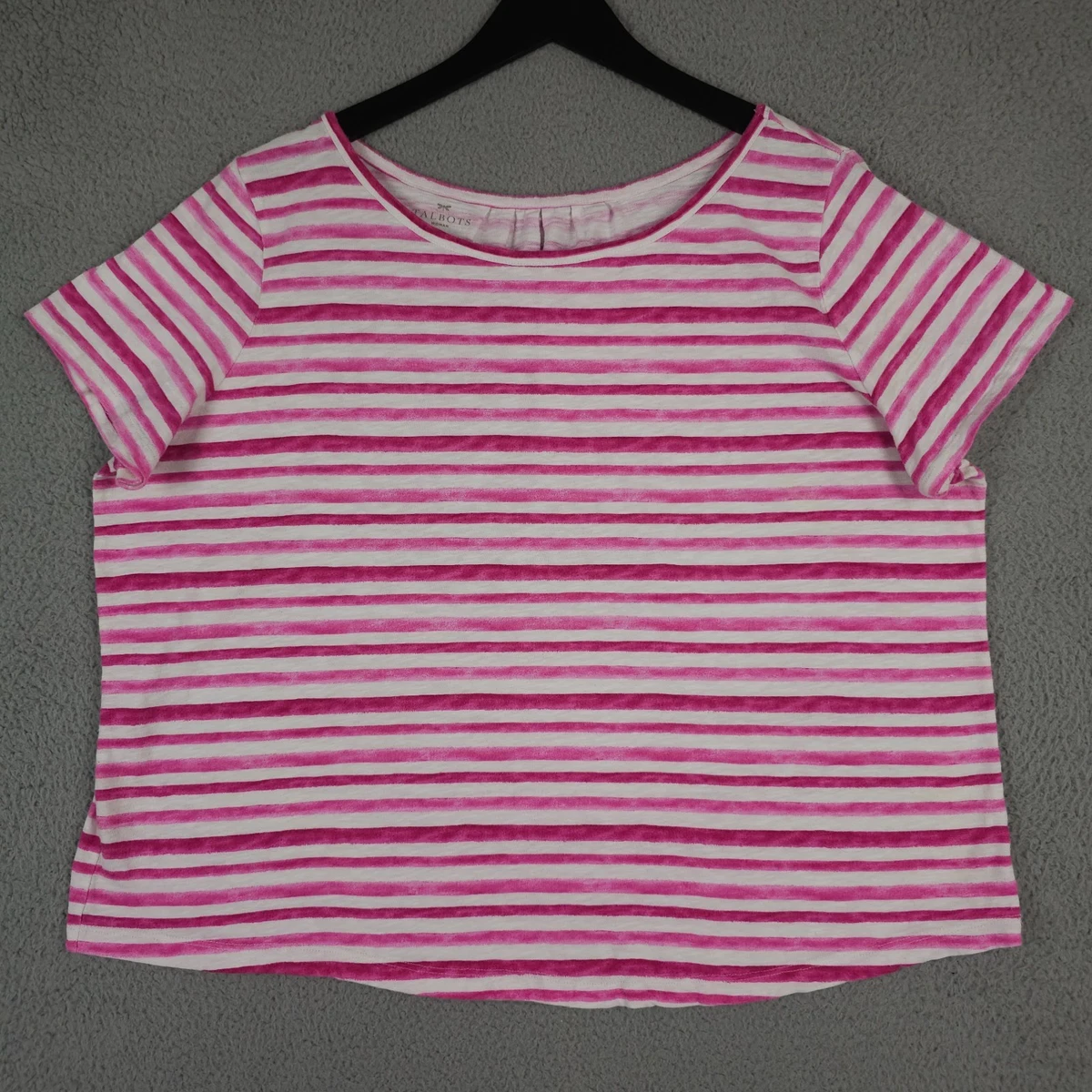 T-shirt manches courtes M neuf - Vêtements