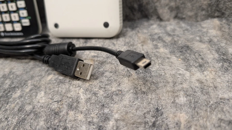 Texas Instruments TI-84 Plus CE Python Enhanced Graphing Calculator - New Batt - Image 2 of 4