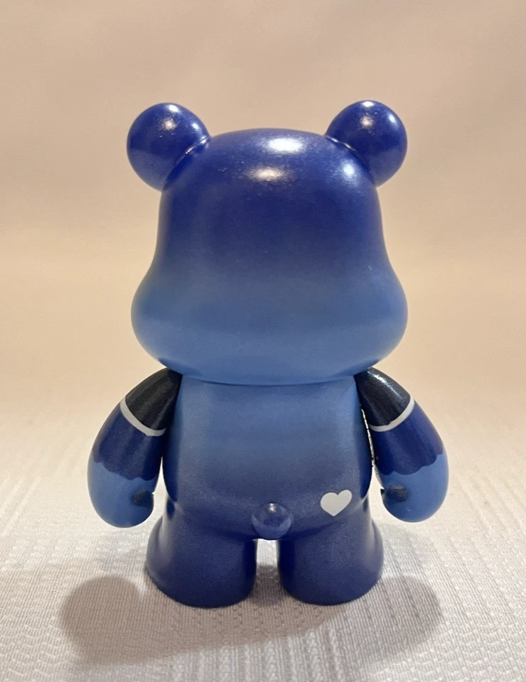 Figura Caja Ciega Vinilo Kidrobot Care Bears Champ Bear Foto 2 de 3