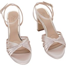 Jewel Badgley Mischka Skylar champagne satin block heel strappy sandals 6M