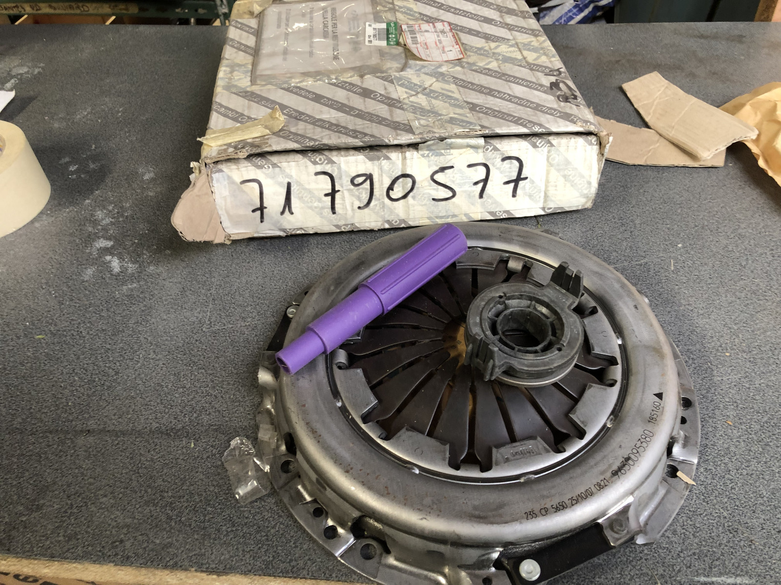 Kit embrayage 71790577 mécanisme et butée pour Lancia Fiat