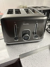 Breville VTR020 Aurora 4 Slice Toaster Shimmer Grey Read