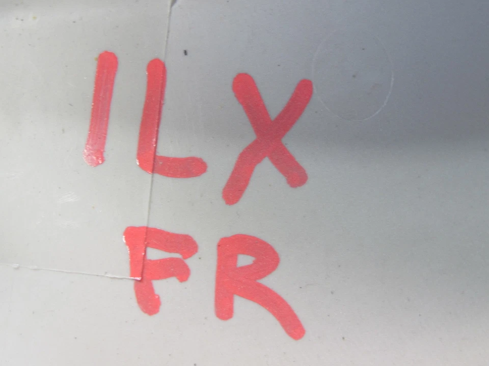 LEXUS J100 LX470 1998-2002 PANEL DE CUBIERTA DE ASIENTO DELANTERO DERECHO CON JUEGO DE INTERRUPTORES Foto 2 de 4