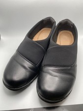 Clarks Women's Black Slip-On Shoes Size 7 Medium Leather  Stretch Material