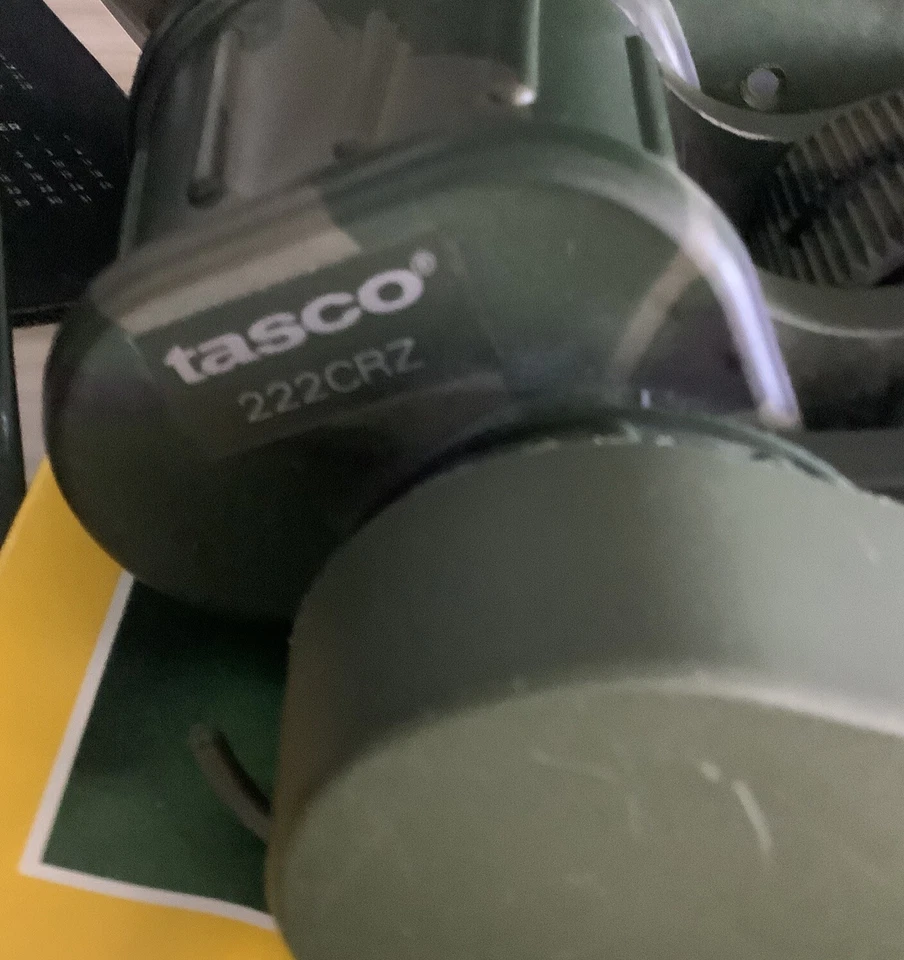 Vintage Tasco 222CRZ Binoculars 7x50 372ft at 1000yds 124M/1000M MC With Case - Image 4 of 4