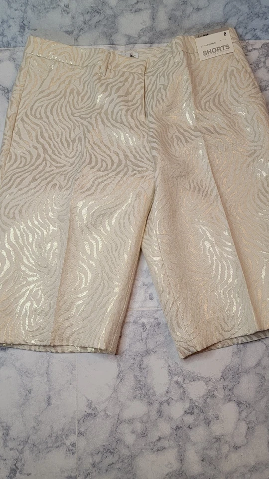 Pantalones Cortos Para Mujer NY&C Talla 8 Crema Bermudas Patrón Cebra Foto 3 de 4