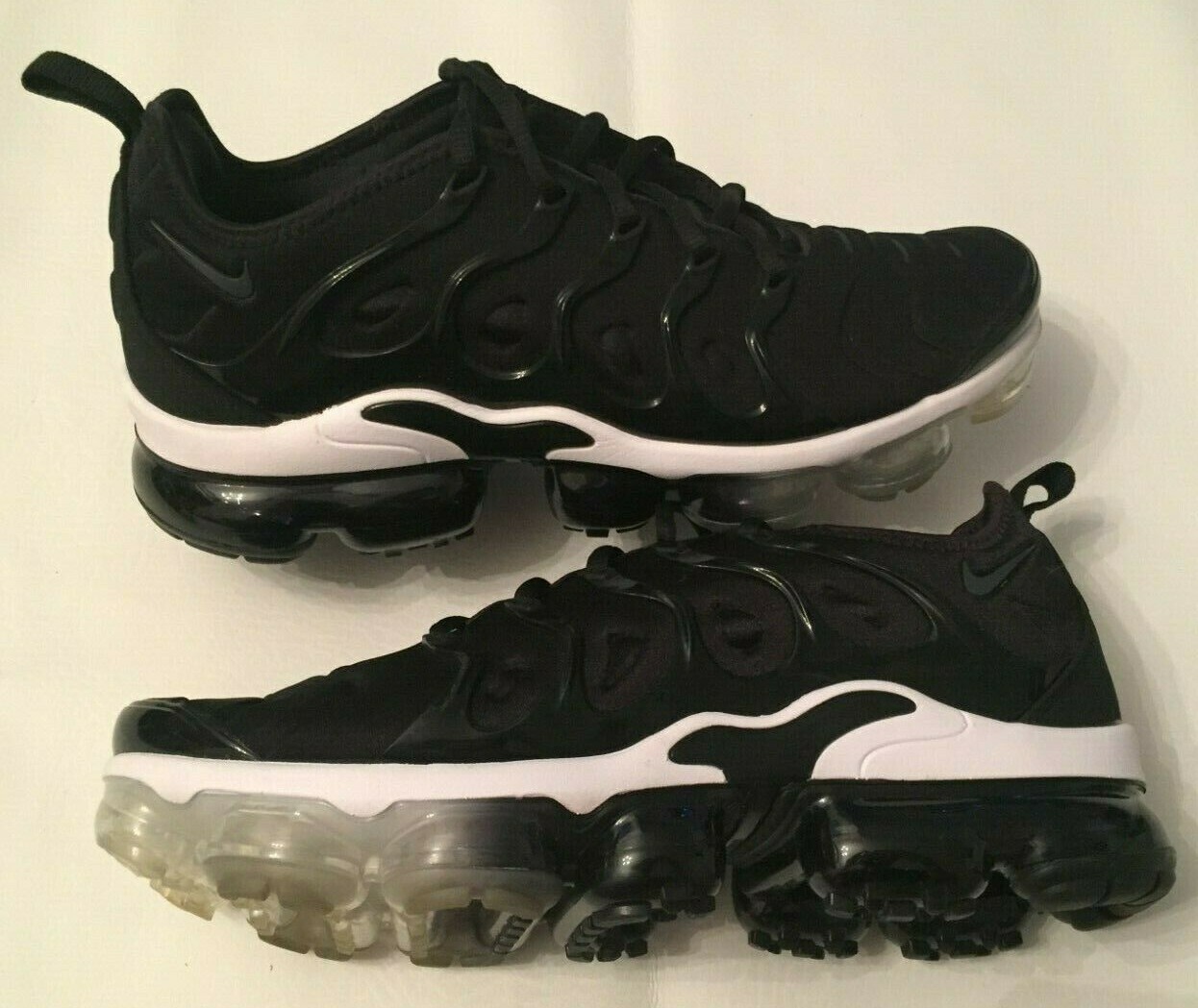 anthracite vapormax plus