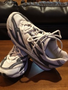 avia cantilever sneakers