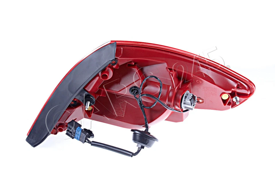 Luz trasera exterior izquierda se adapta a Peugeot 307 CC 2003-2007 Magneti Marelli Foto 2 de 2